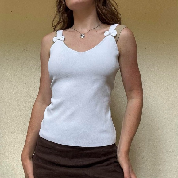 INC white sleeveless blouse with bow straps - Picture 2 of 8